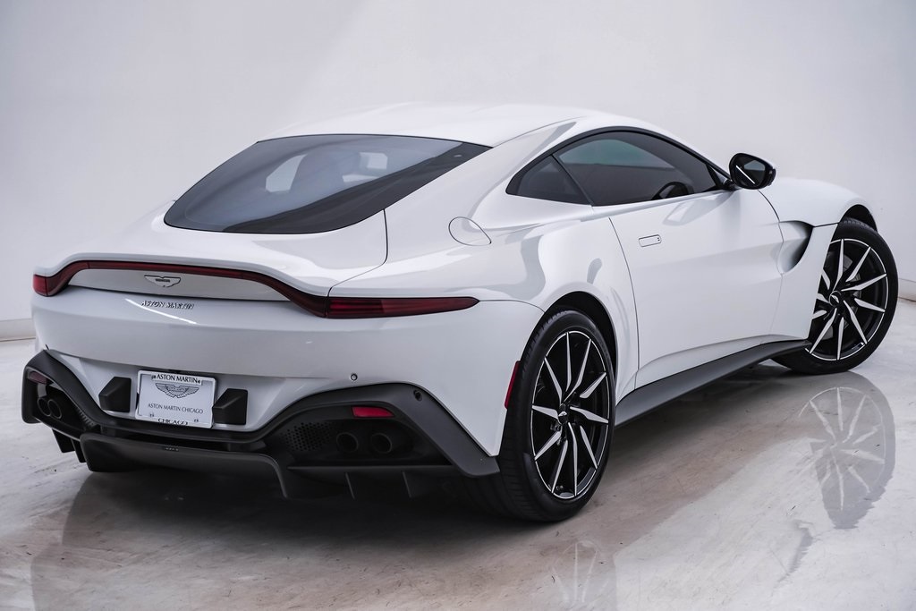 2020 Aston Martin Vantage Base 11