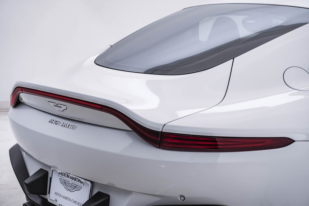 2020 Aston Martin Vantage Base 13