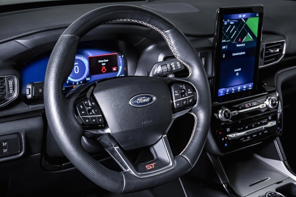 2021 Ford Explorer ST 22