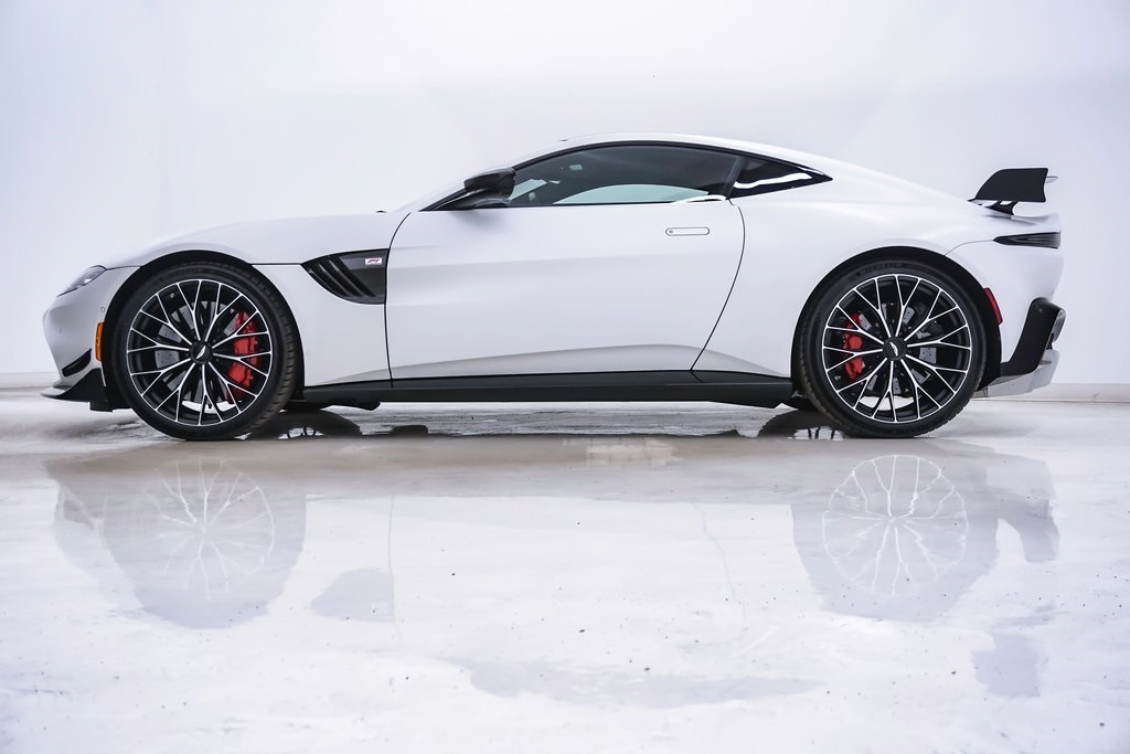 2023 Aston Martin Vantage F1 Edition 5