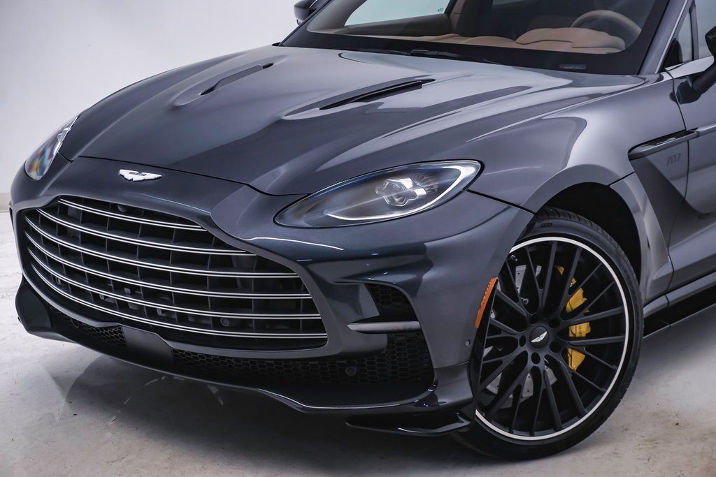 2023 Aston Martin DBX 707 4