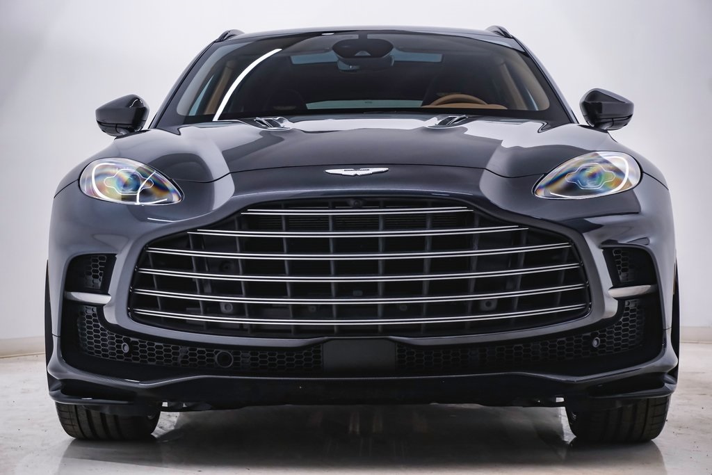 2023 Aston Martin DBX 707 6