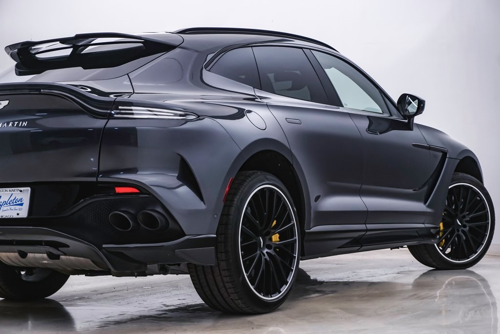 2023 Aston Martin DBX 707 10