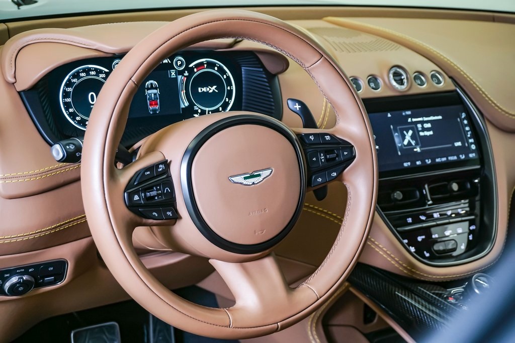 2023 Aston Martin DBX 707 25