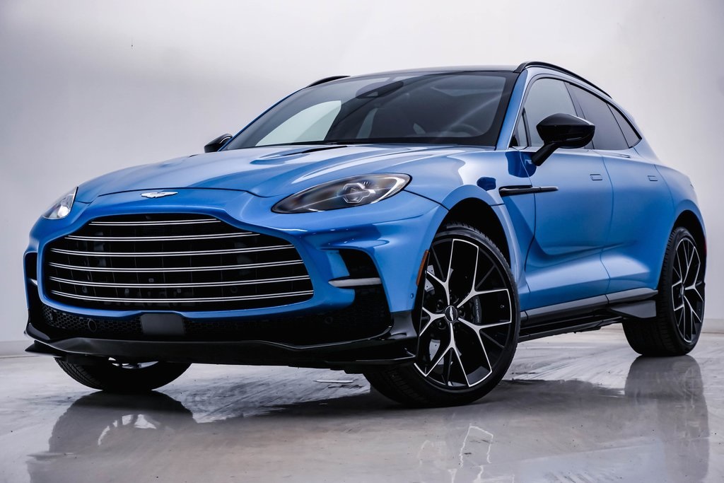 2024 Aston Martin DBX 707 1