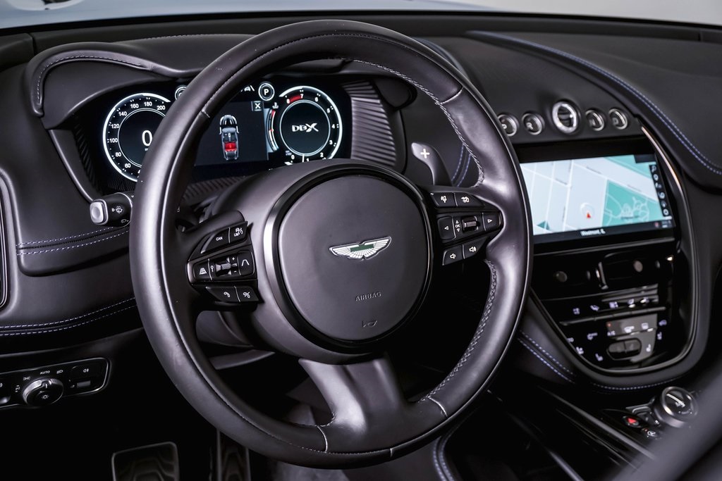 2024 Aston Martin DBX 707 24