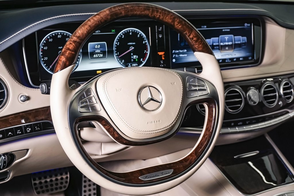 2014 Mercedes-Benz S-Class S 550 25