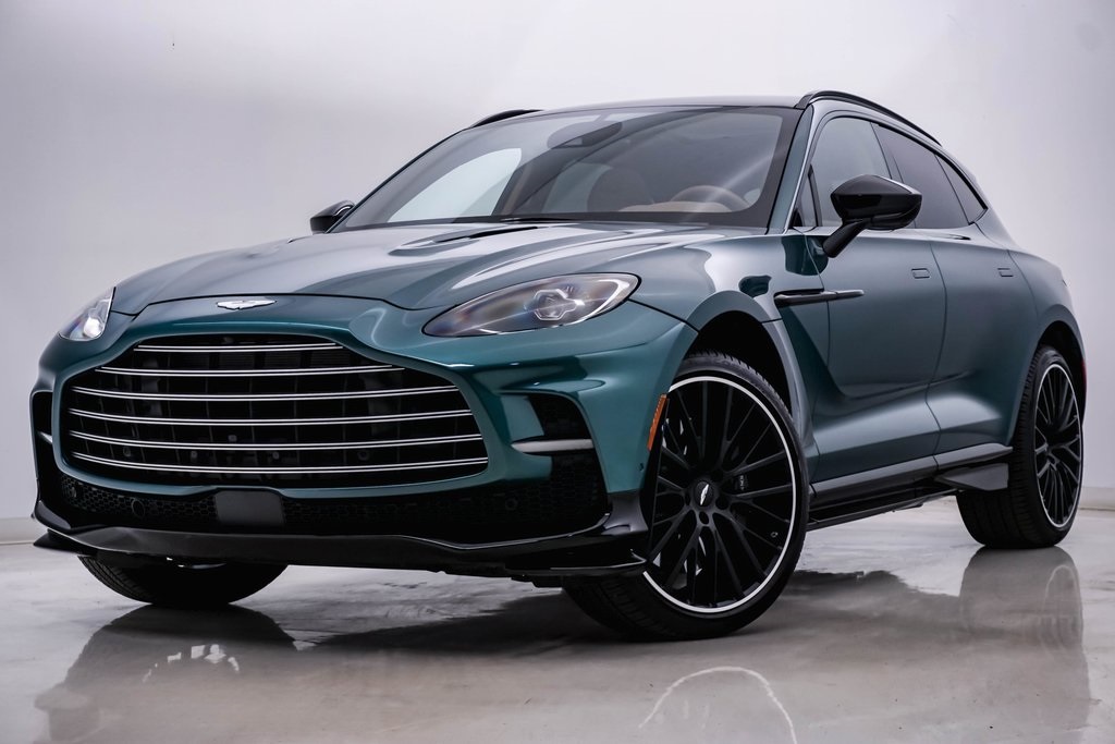 2024 Aston Martin DBX 707 1