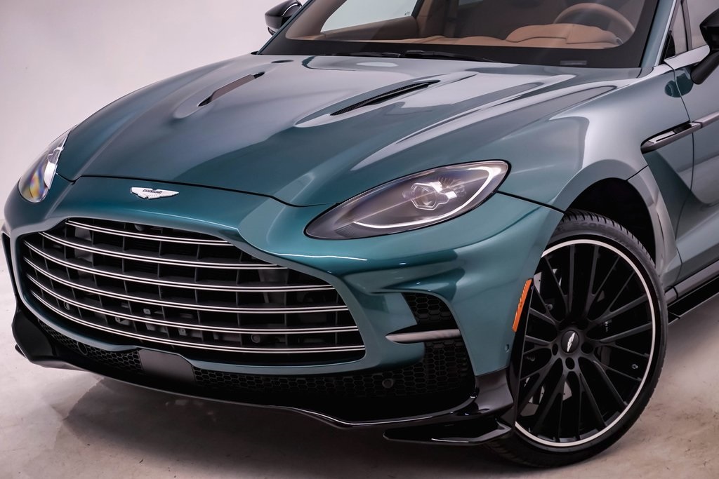 2024 Aston Martin DBX 707 4