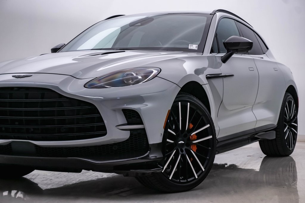 2024 Aston Martin DBX 707 2