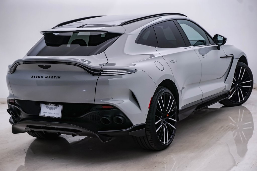 2024 Aston Martin DBX 707 12