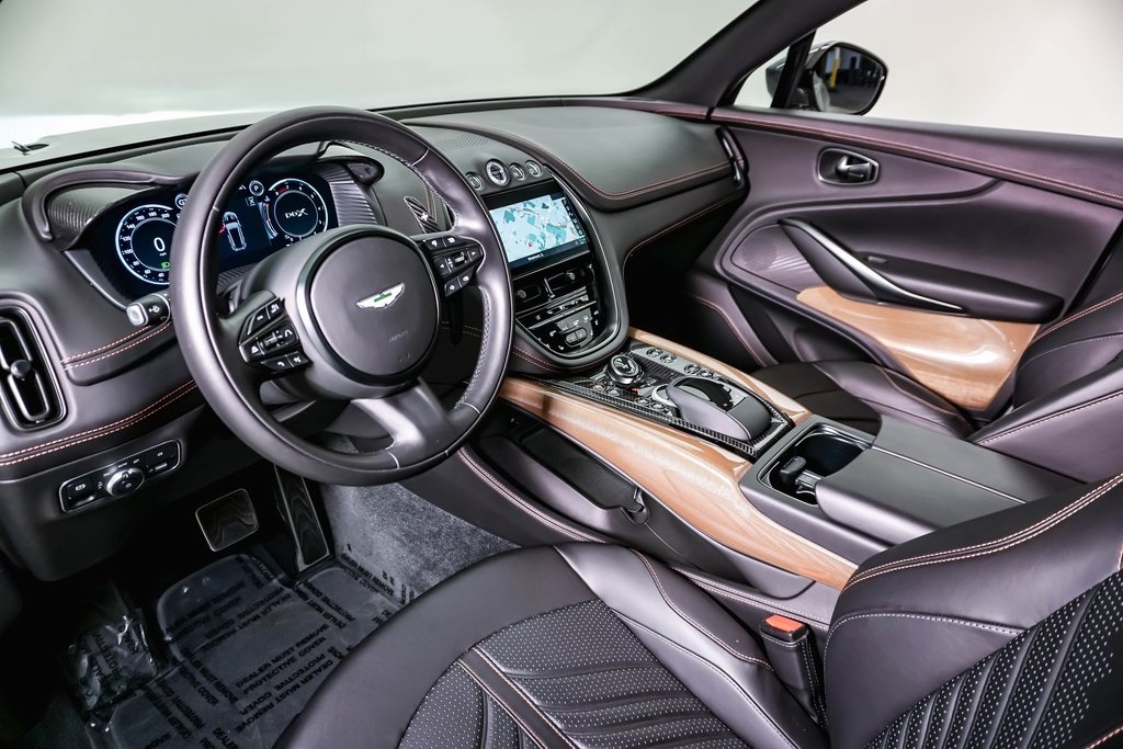 2024 Aston Martin DBX 707 26