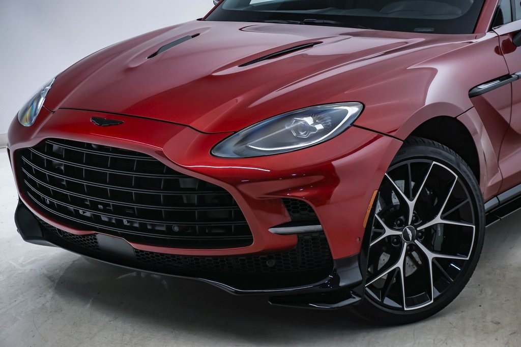 2024 Aston Martin DBX 707 4