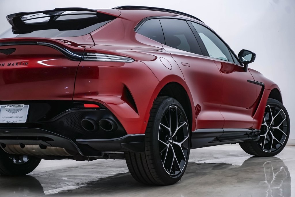 2024 Aston Martin DBX 707 10