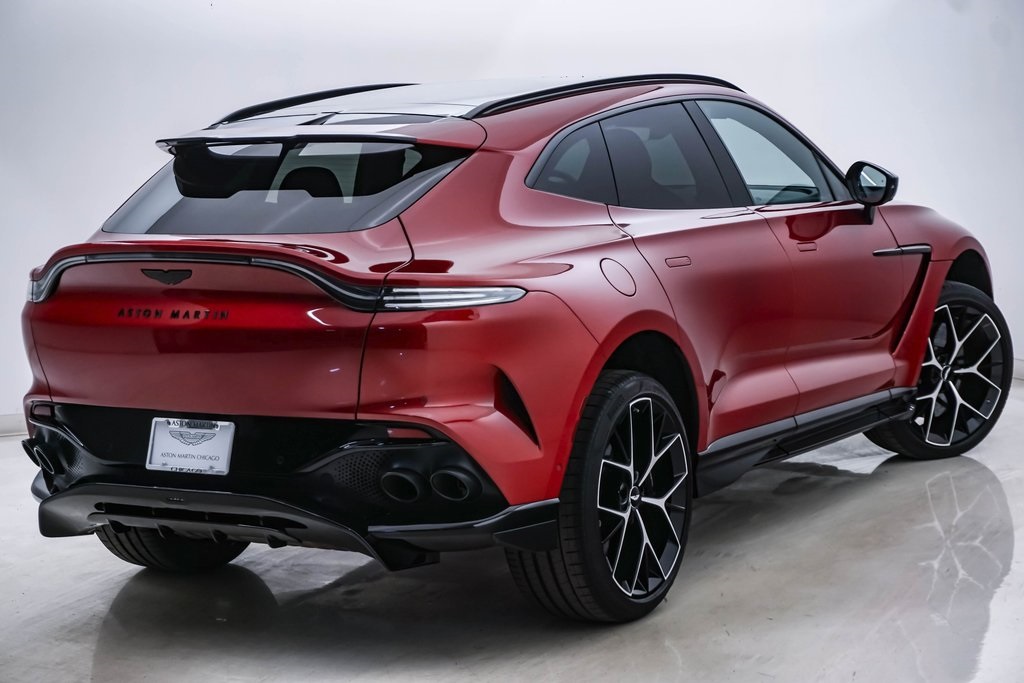 2024 Aston Martin DBX 707 11