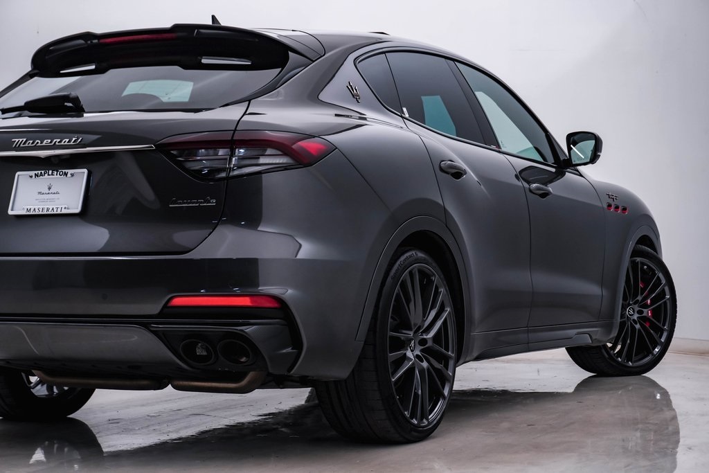 2022 Maserati Levante Trofeo 10