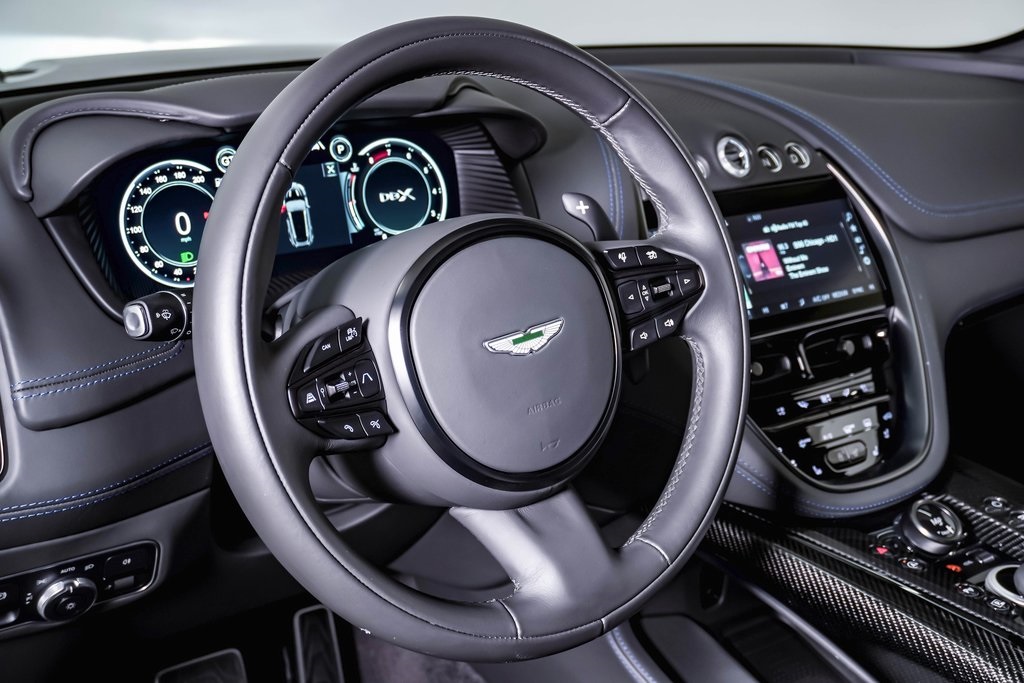 2024 Aston Martin DBX 707 22