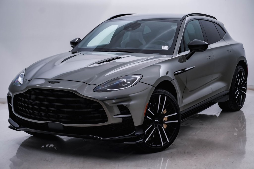 2024 Aston Martin DBX 707 3