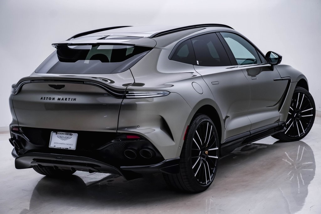 2024 Aston Martin DBX 707 12