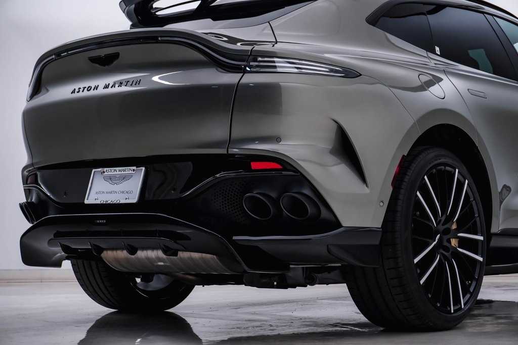 2024 Aston Martin DBX 707 13