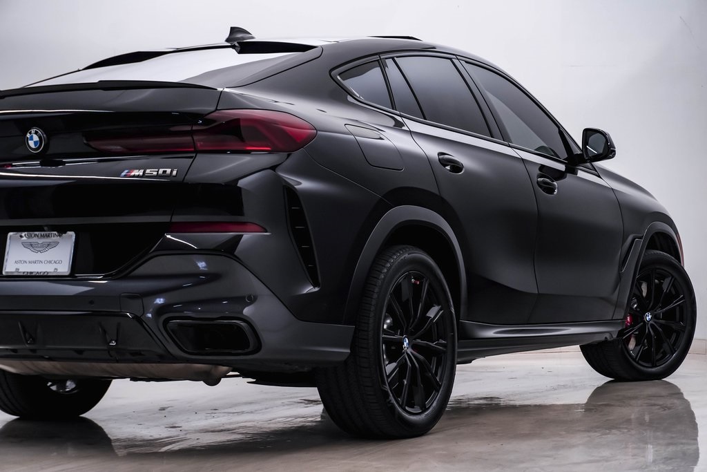 2022 BMW X6 M50i 10