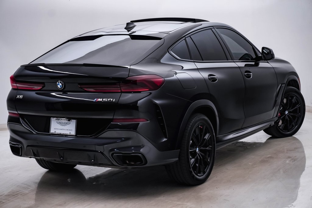 2022 BMW X6 M50i 11