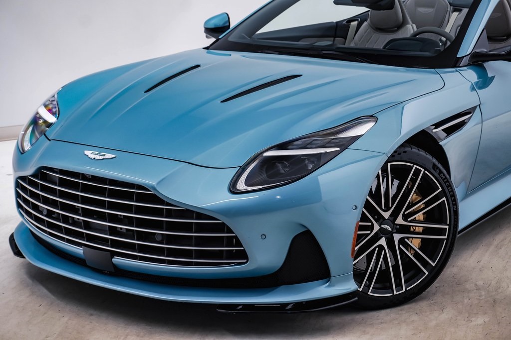 2024 Aston Martin DB12 Volante 4