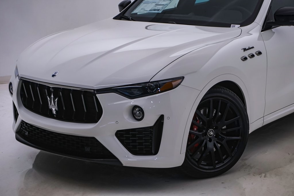 2024 Maserati Levante Modena 4