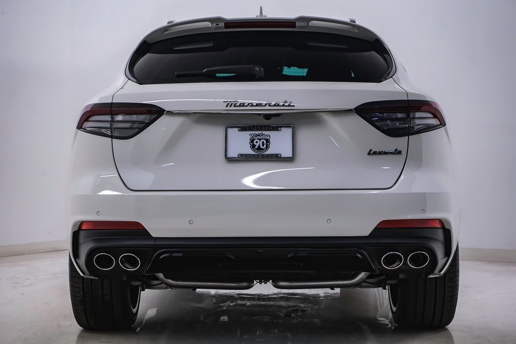 2024 Maserati Levante Modena 6