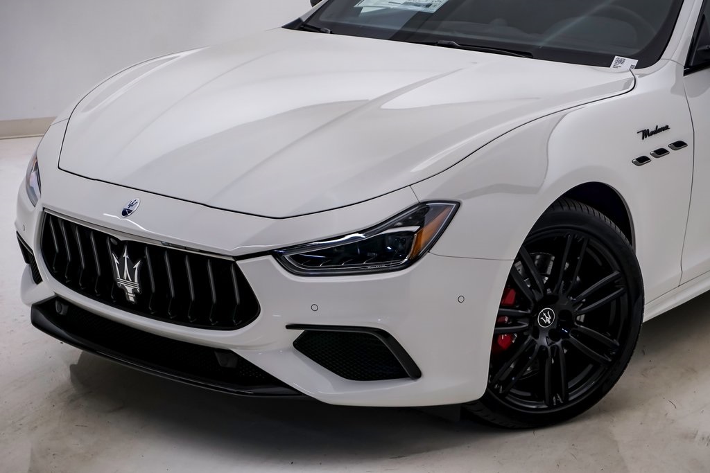 2024 Maserati Ghibli Modena 4