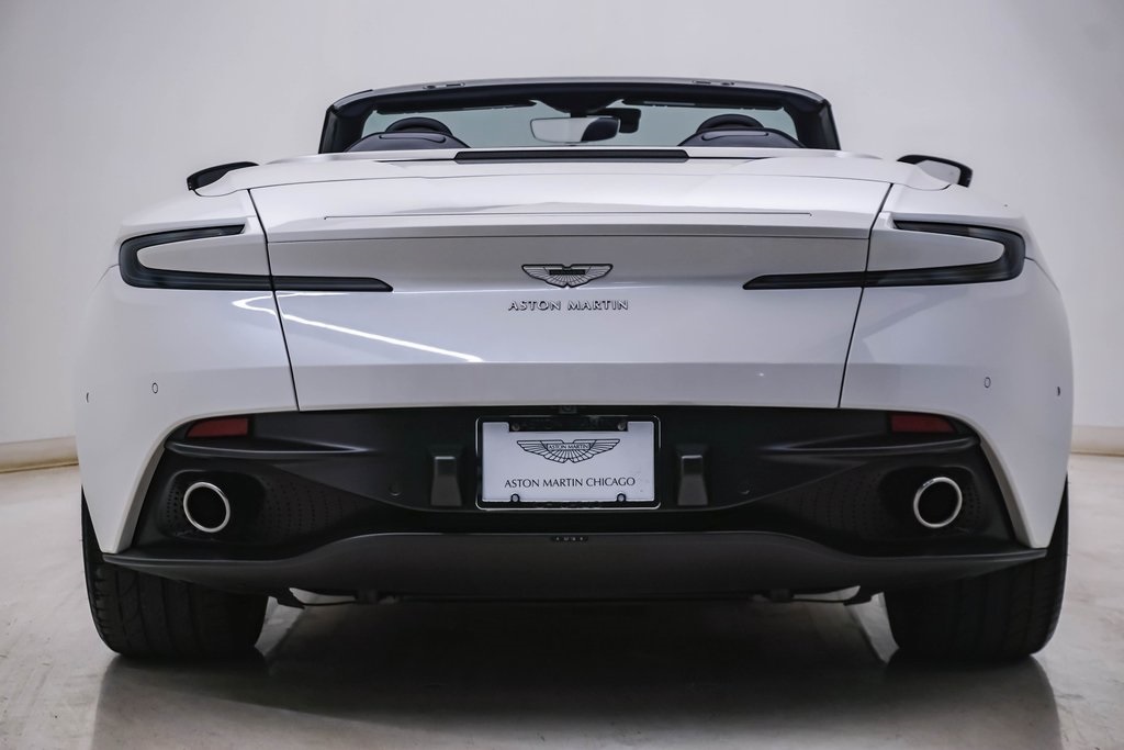 2019 Aston Martin DB11 Volante 10