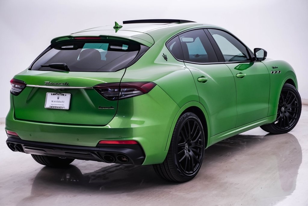 2023 Maserati Levante Modena 10