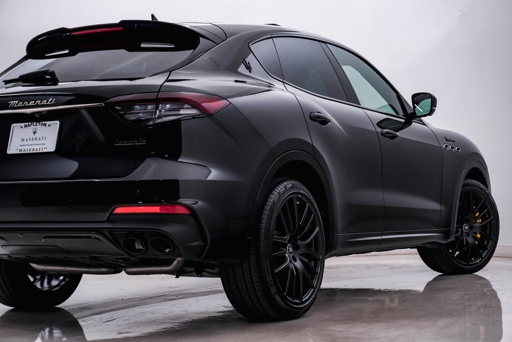 2023 Maserati Levante Modena 10