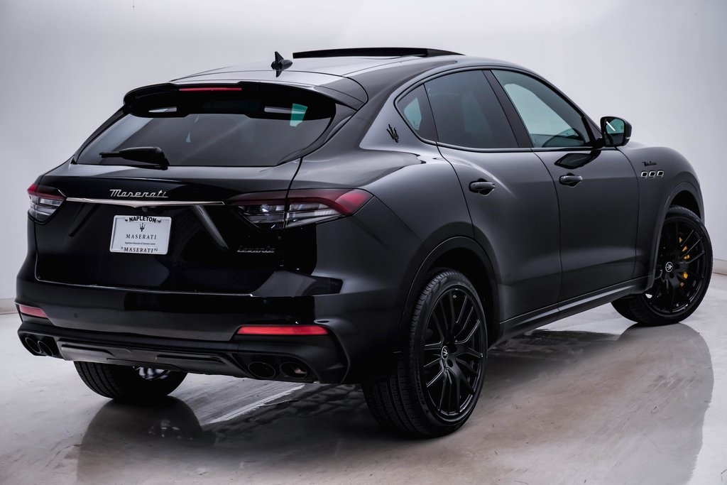 2023 Maserati Levante Modena 11