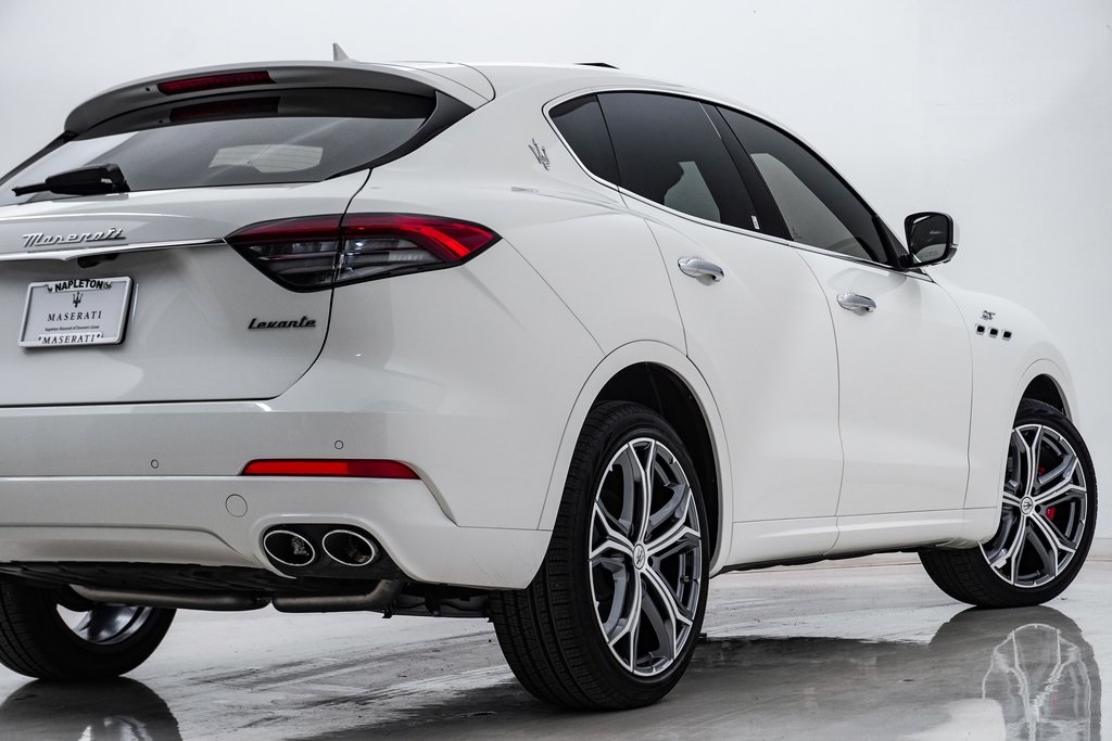 2023 Maserati Levante GT 10