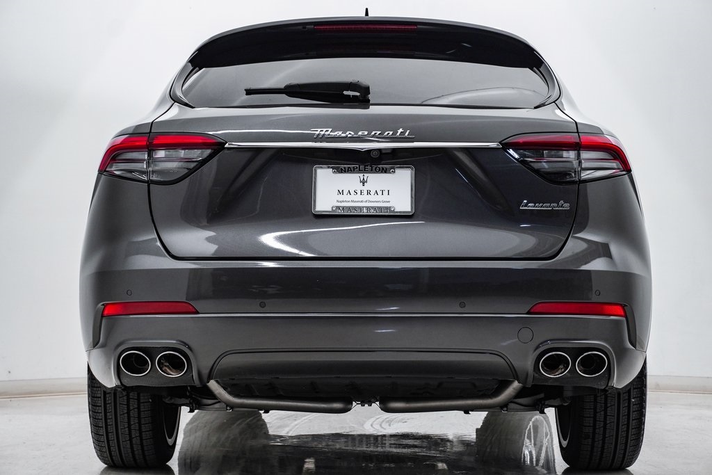 2023 Maserati Levante GT 8