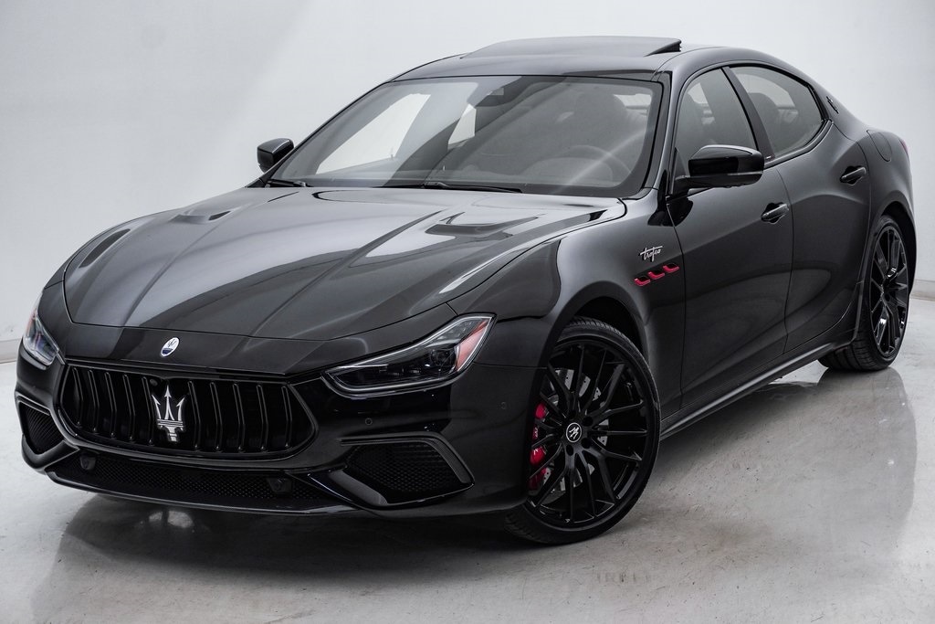 2023 Maserati Ghibli Trofeo 3