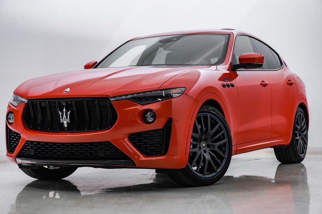 2023 Maserati Levante F TRIBUTO 1