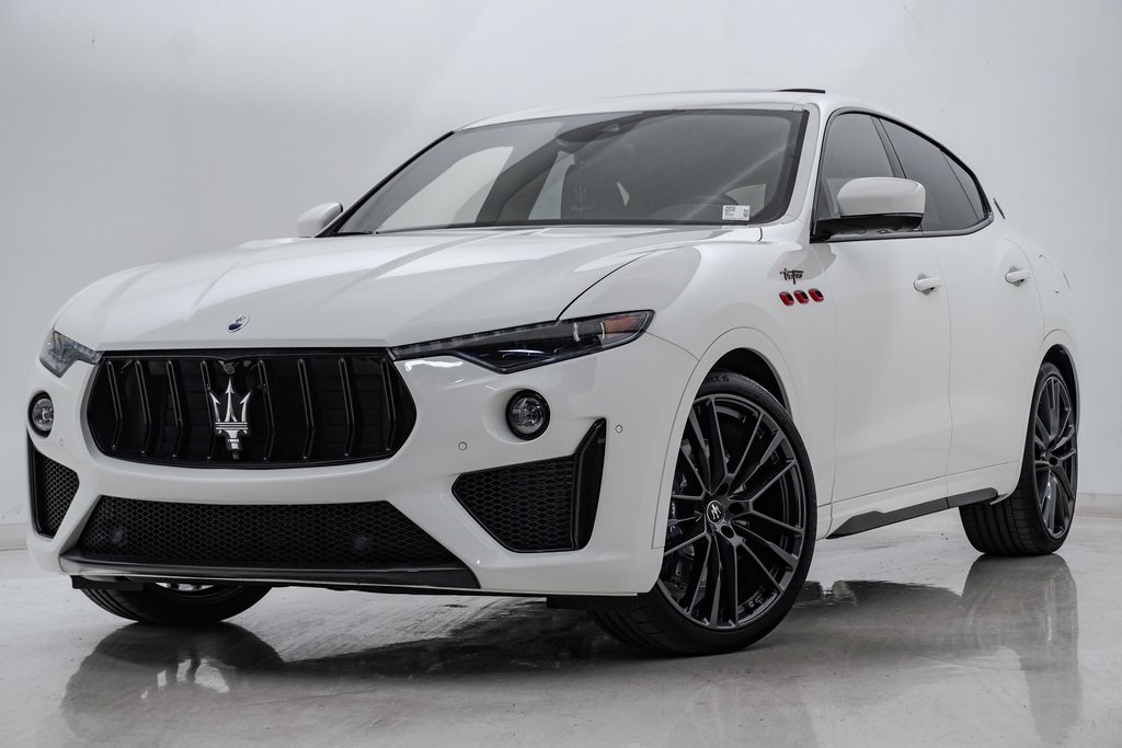 2023 Maserati Levante Trofeo 1