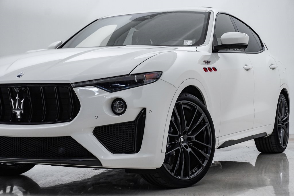 2023 Maserati Levante Trofeo 2