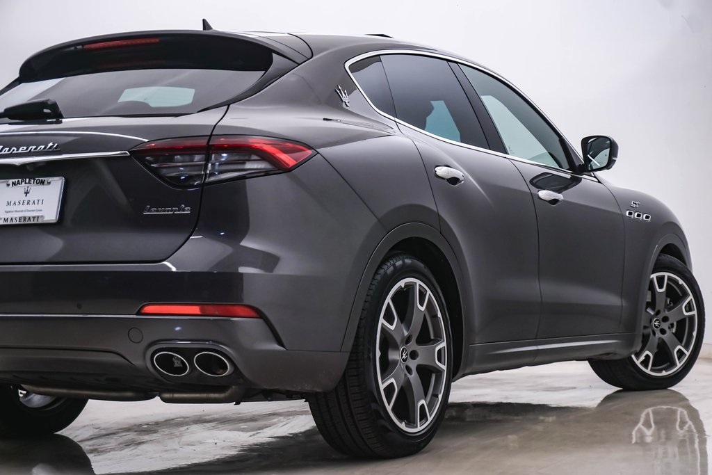 2023 Maserati Levante GT 8