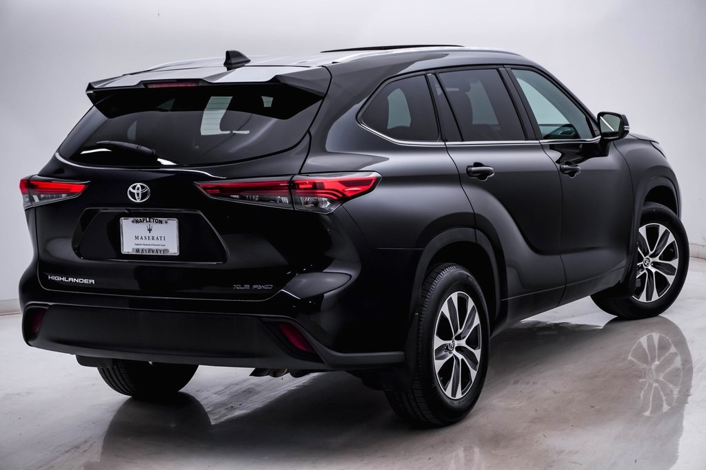 2021 Toyota Highlander XLE 11