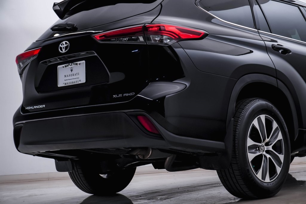 2021 Toyota Highlander XLE 12