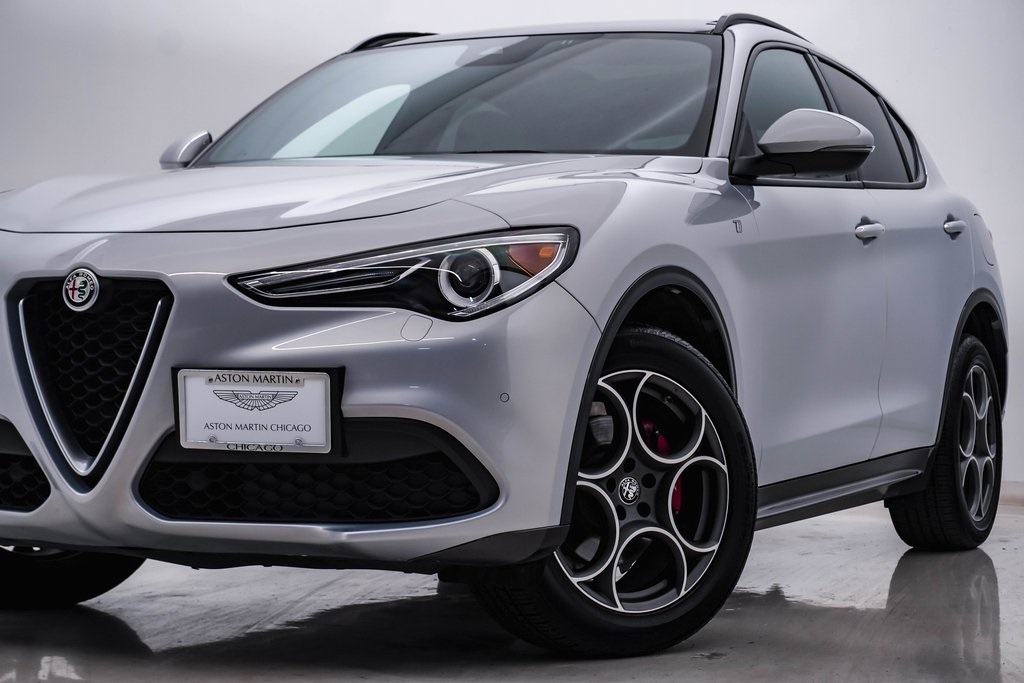 2022 Alfa Romeo Stelvio Ti 2