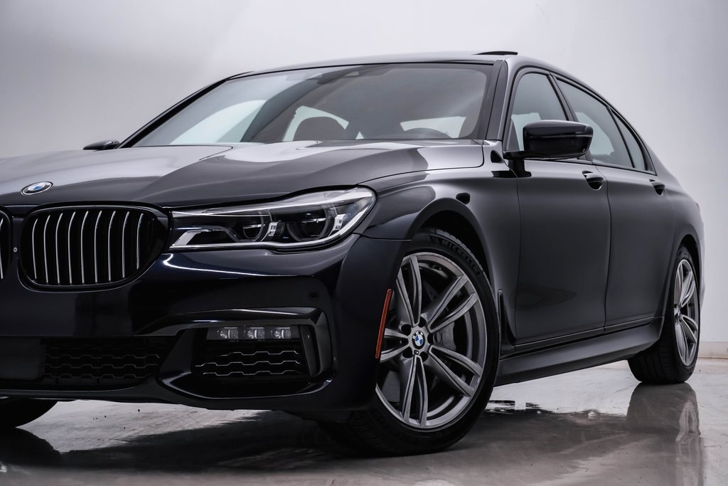 2017 BMW 7 Series 750i xDrive 2