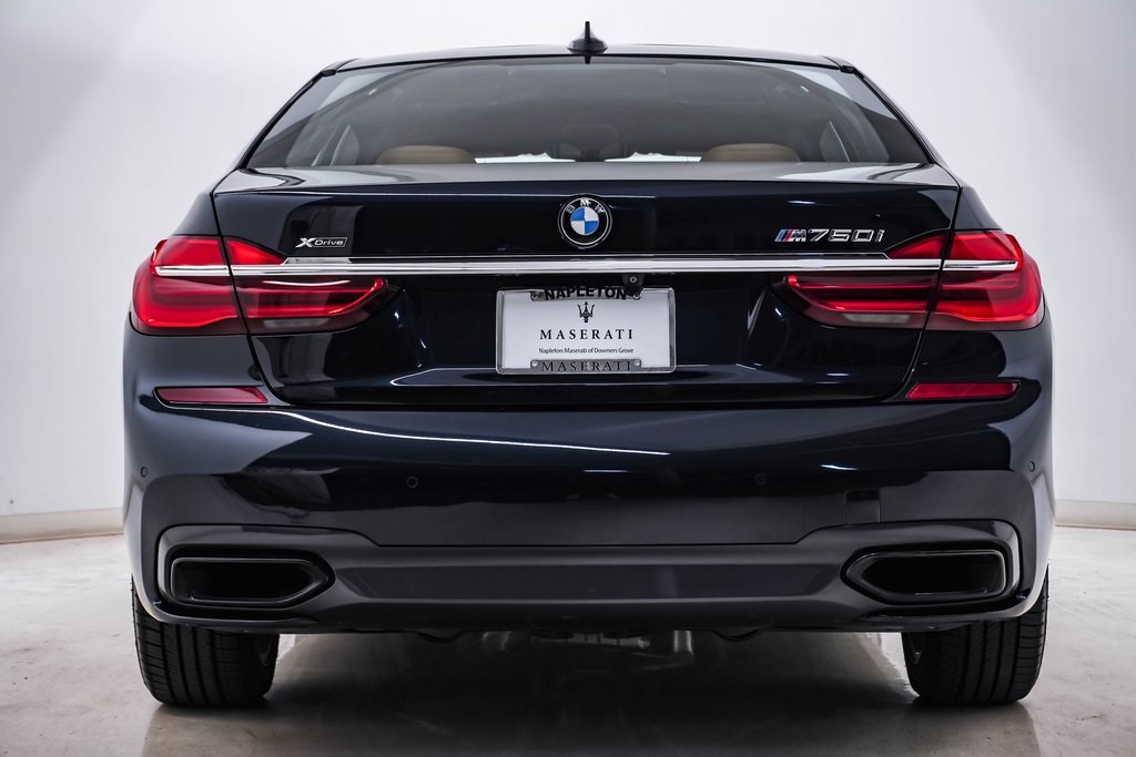 2017 BMW 7 Series 750i xDrive 8