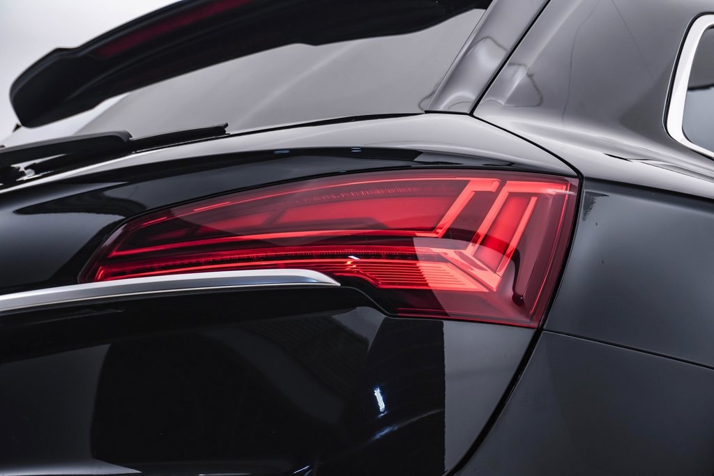 2021 Audi SQ5 Premium 13