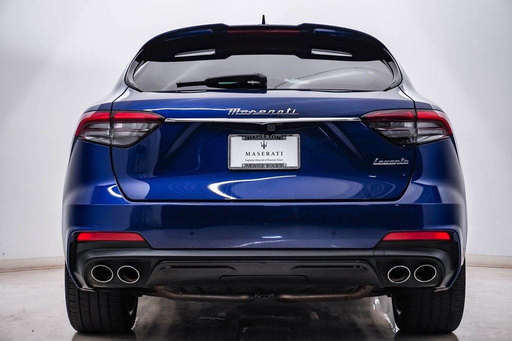 2022 Maserati Levante Modena 8