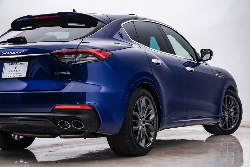 2022 Maserati Levante Modena 10