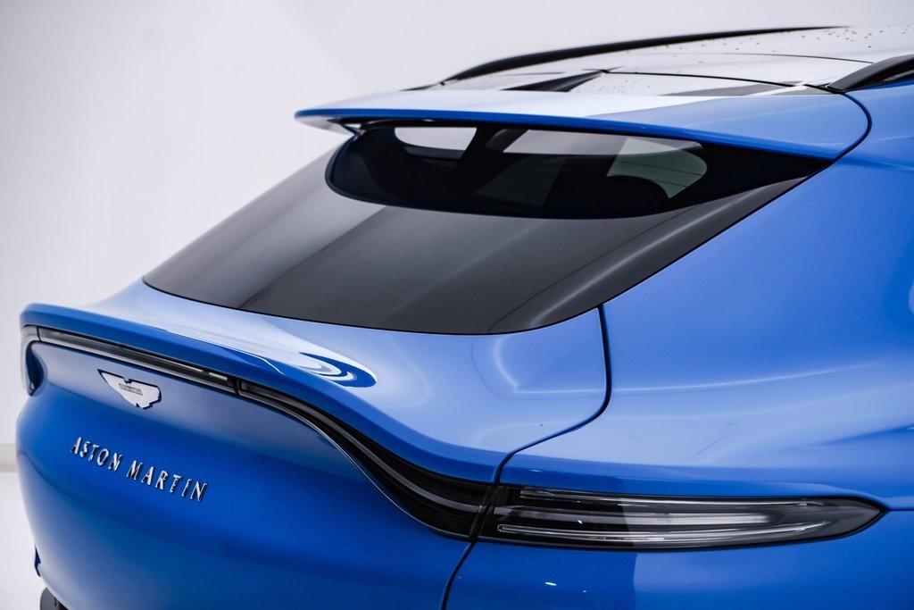 2021 Aston Martin DBX SUV 13